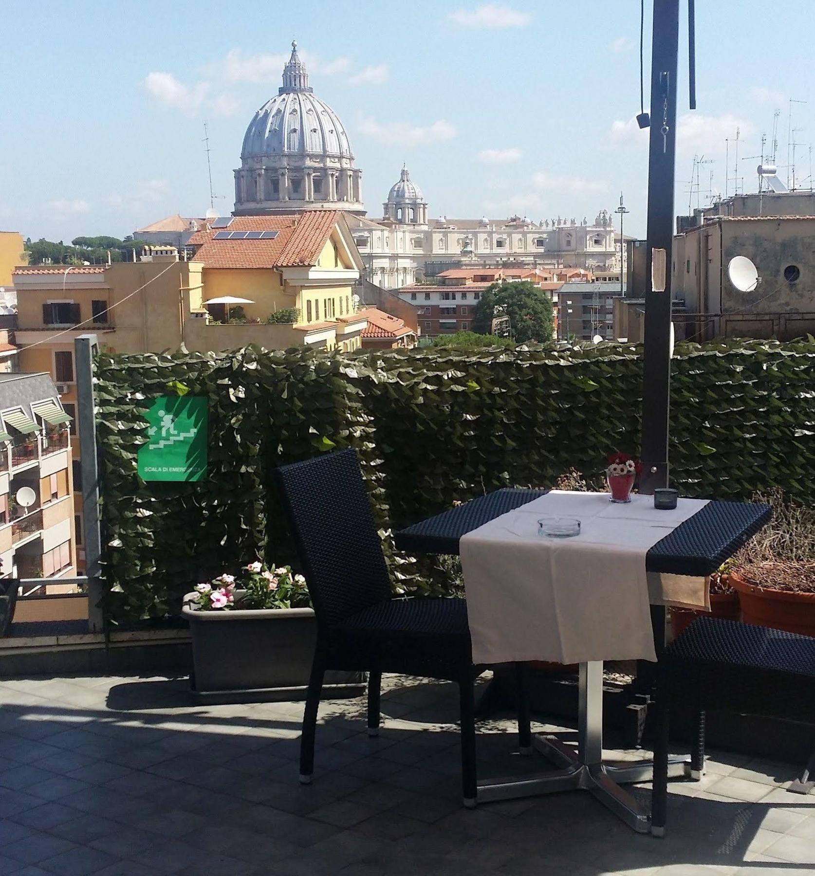 רומא Hotel Gravina San Pietro מראה חיצוני תמונה